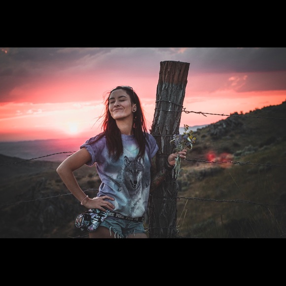 Follow me on Instagram! @hcmullinix - Picture 6 of 8